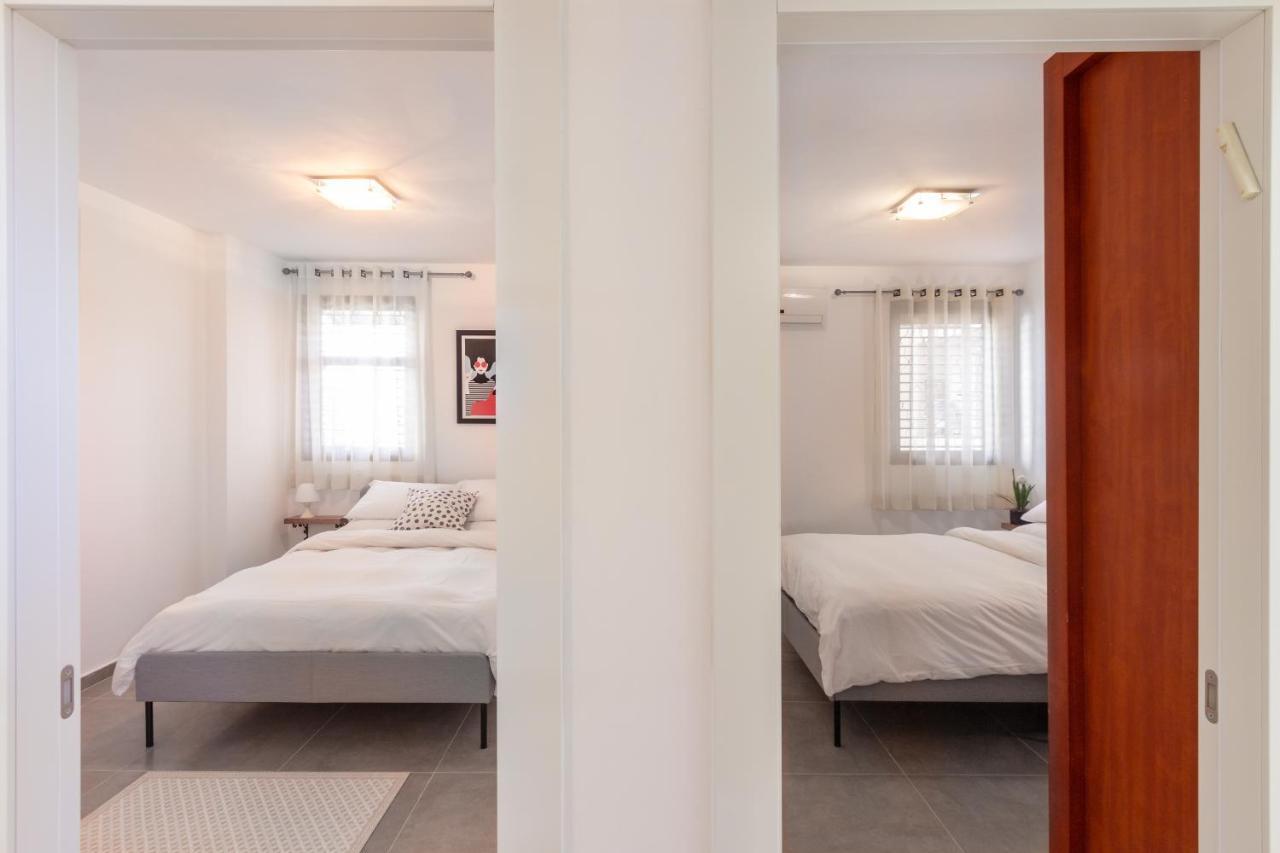 La Maison de Raphael Netanya Extérieur photo